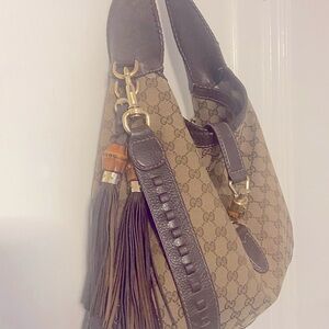 Gucci large Oroginsl GG canvas New Jackie hobo handbag.